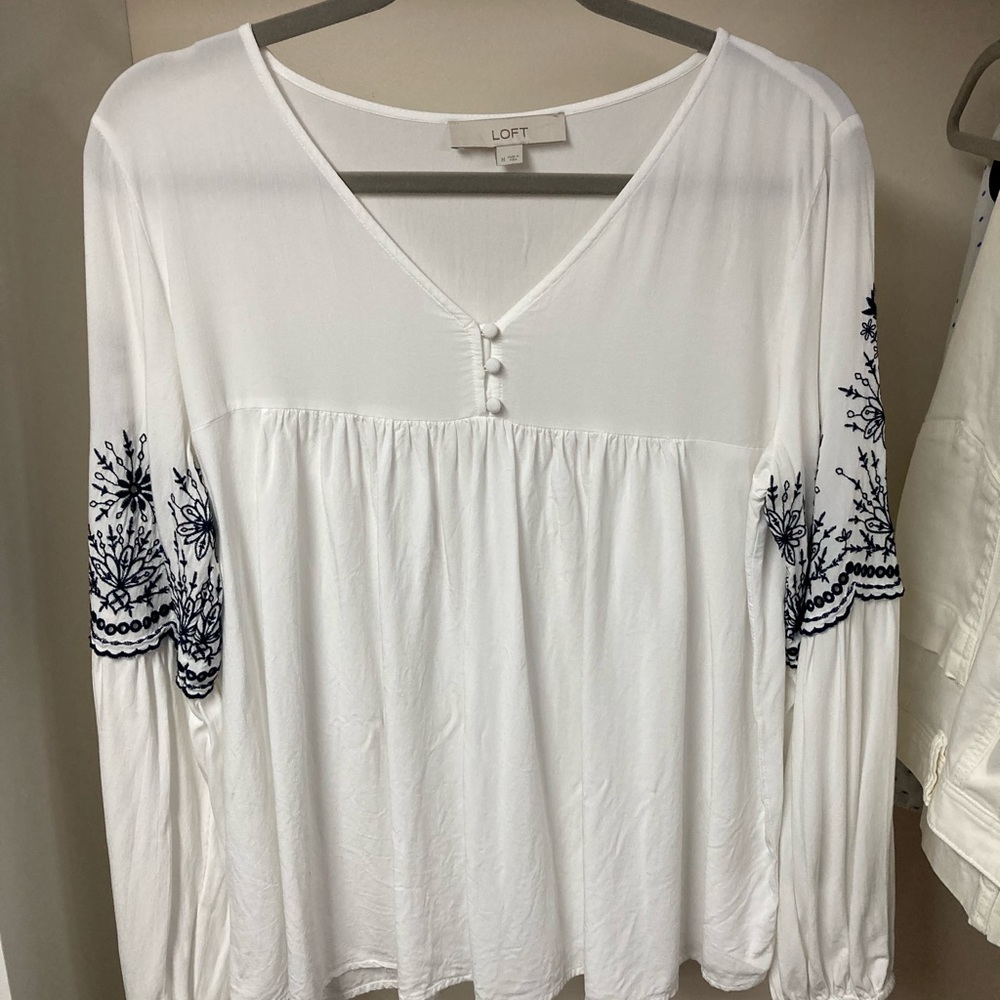 Loft rayon top - Picture 1 of 5